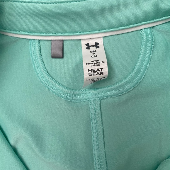 Woman’s Golf Polo Shirt Navesink Golf Course - Picture 3 of 5